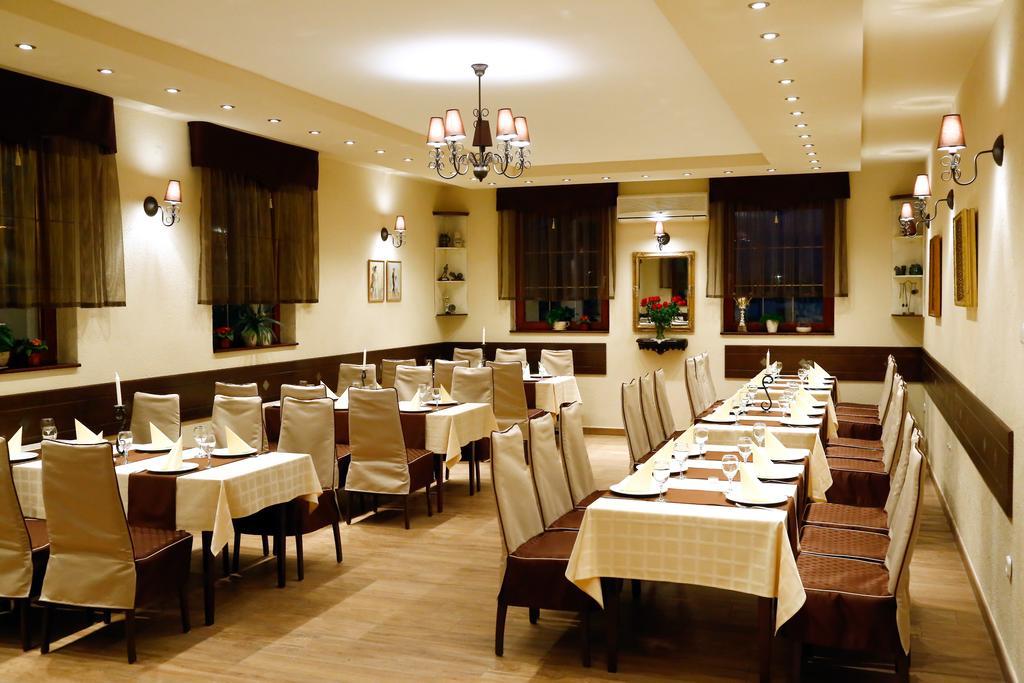 Bajor Panzio Bed & Breakfast Kecskemet Exterior photo